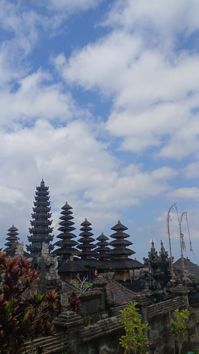 Les toits étagés d’un temple traditionnel balinais